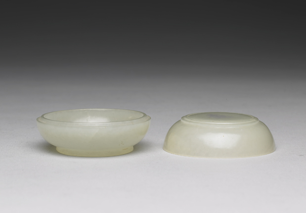 清 青玉素面小盒